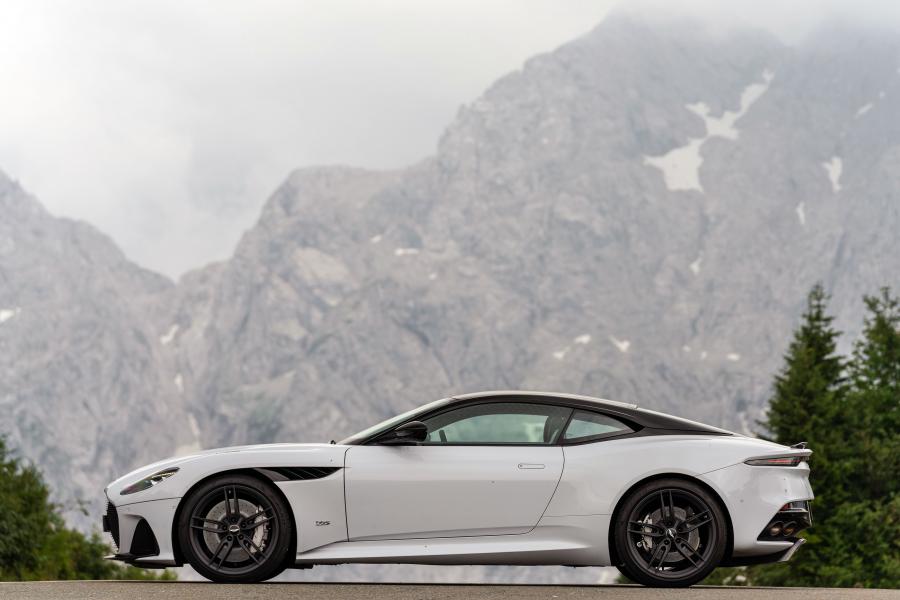  Aston Martin DBS Superleggera 2018 года  (WW) (фото 43 из 46)